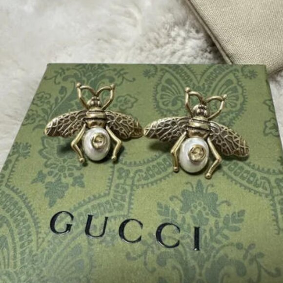 Gucci Bee Pearl Earrings - Gold & Pearl, With Original Box - Picture 1 of 4